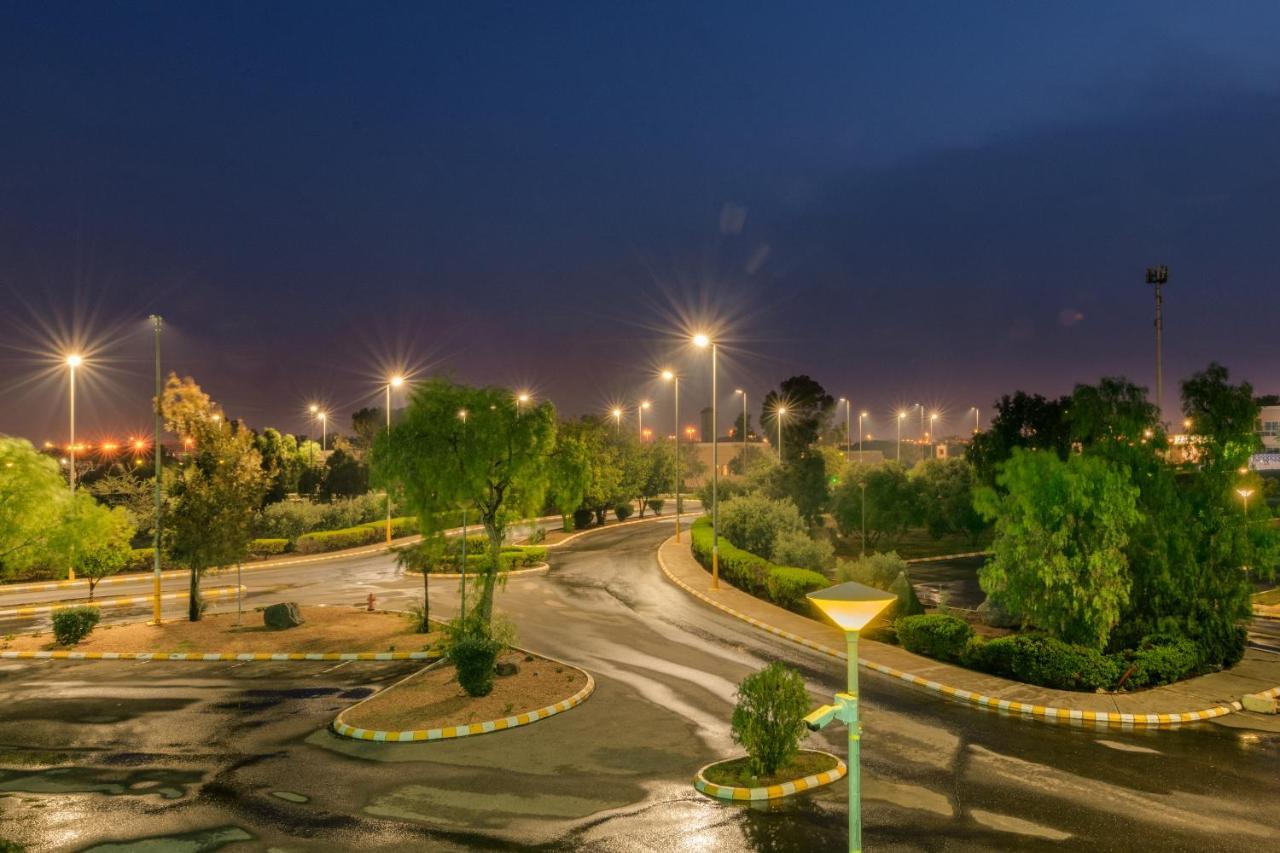 Airport Hotel And Resort Abha Esterno foto